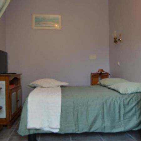 Chambre Charentaise Vars  Екстер'єр фото