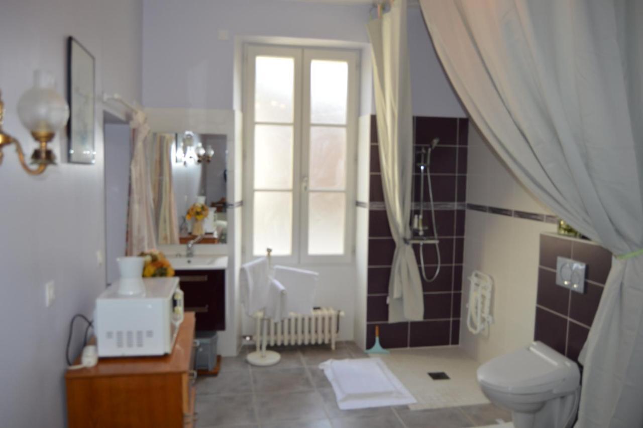 Chambre Charentaise Vars  Екстер'єр фото